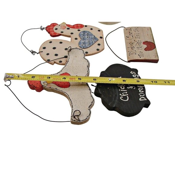 Lot of 4 Country Farm Chicken Rooster Wooden Signs Decor Kitchen Hanging Display - Picture 7 of 10